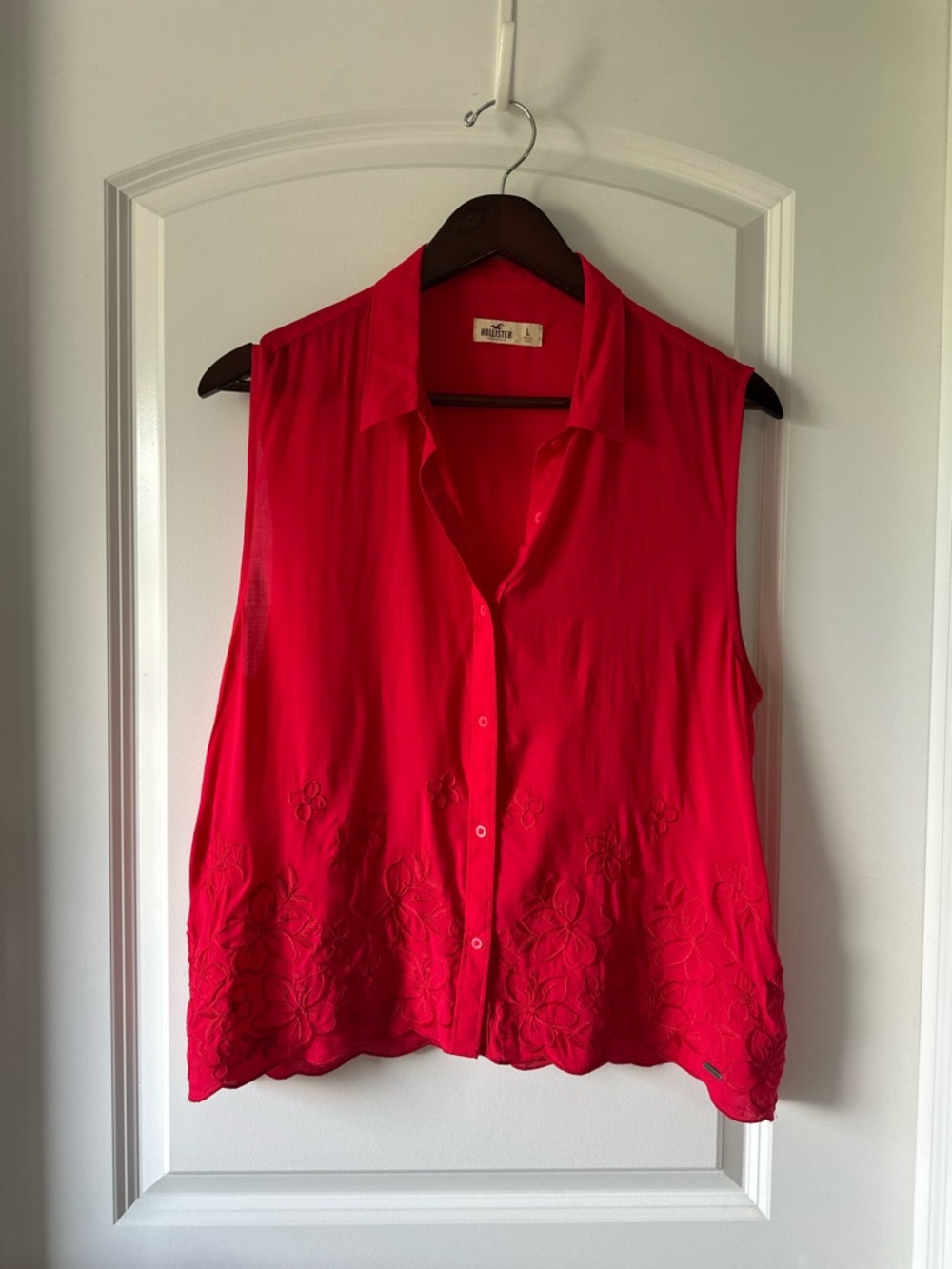 Hollister Sleeveless Red Button-Down Embroidered Top